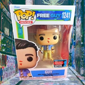 Guy 2021 fall convention exclusive funko # 1241 (nib) With pop protector